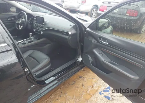 2019 Nissan Altima 2.5 Sr z USA, uszkodzony, nr VIN 1N4BL4CV7KC217678